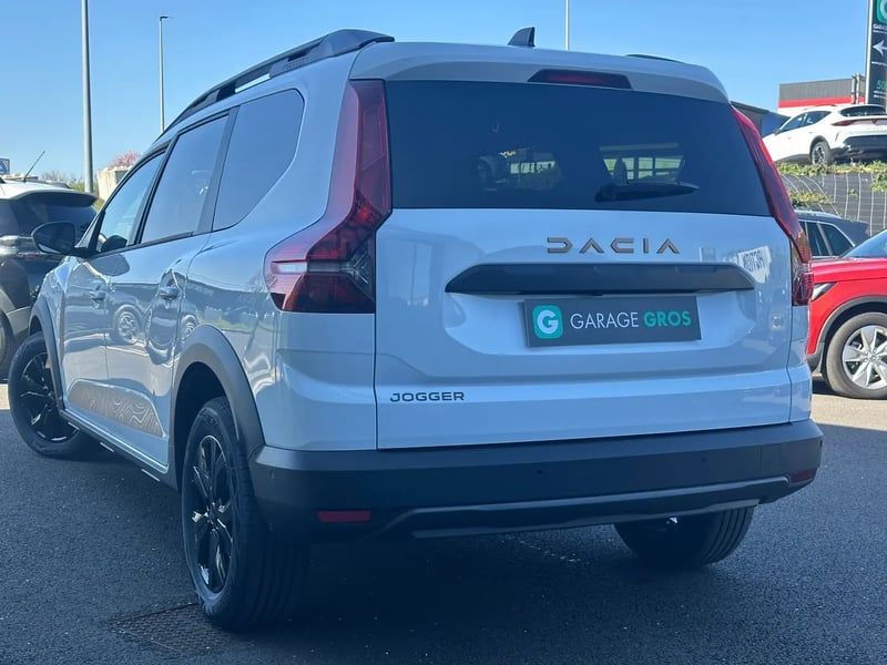 Photo de la voiture DACIA JOGGER ECO-G 100 5 places GSR2 Extreme +