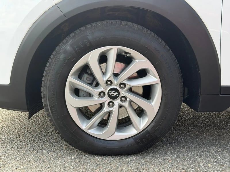 Photo de la voiture HYUNDAI TUCSON 1.7 CRDi 115 2WD Creative