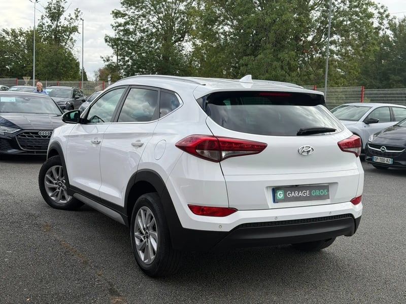 Photo de la voiture HYUNDAI TUCSON 1.7 CRDi 115 2WD Creative