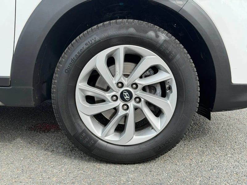 Photo de la voiture HYUNDAI TUCSON 1.7 CRDi 115 2WD Creative