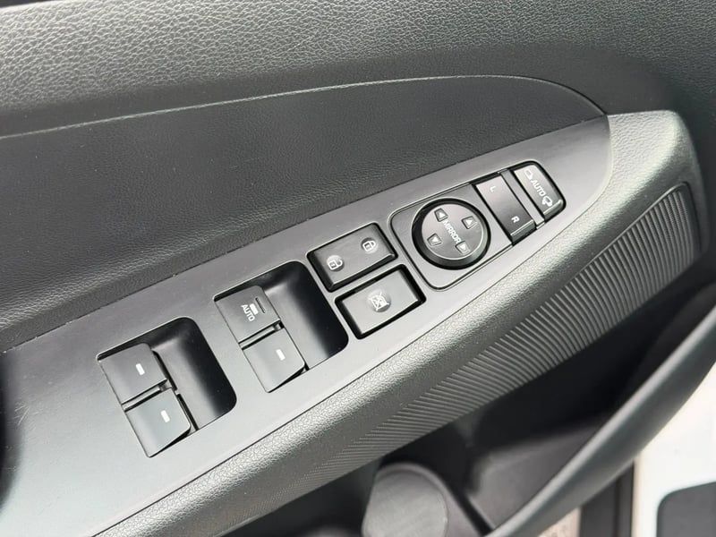 Photo de la voiture HYUNDAI TUCSON 1.7 CRDi 115 2WD Creative