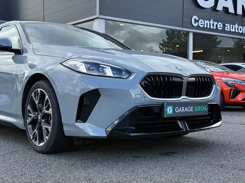 Photo de la voiture BMW SERIE 1 F70 120d 163 ch DKG7 M Sport