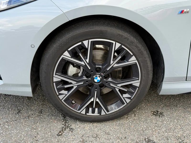 Photo de la voiture BMW SERIE 1 F70 120d 163 ch DKG7 M Sport