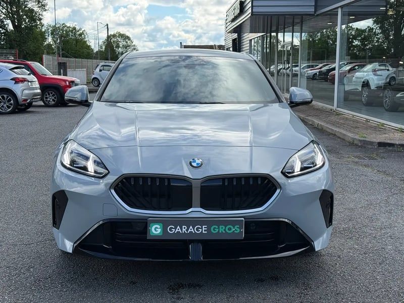 Photo de la voiture BMW SERIE 1 F70 120d 163 ch DKG7 M Sport