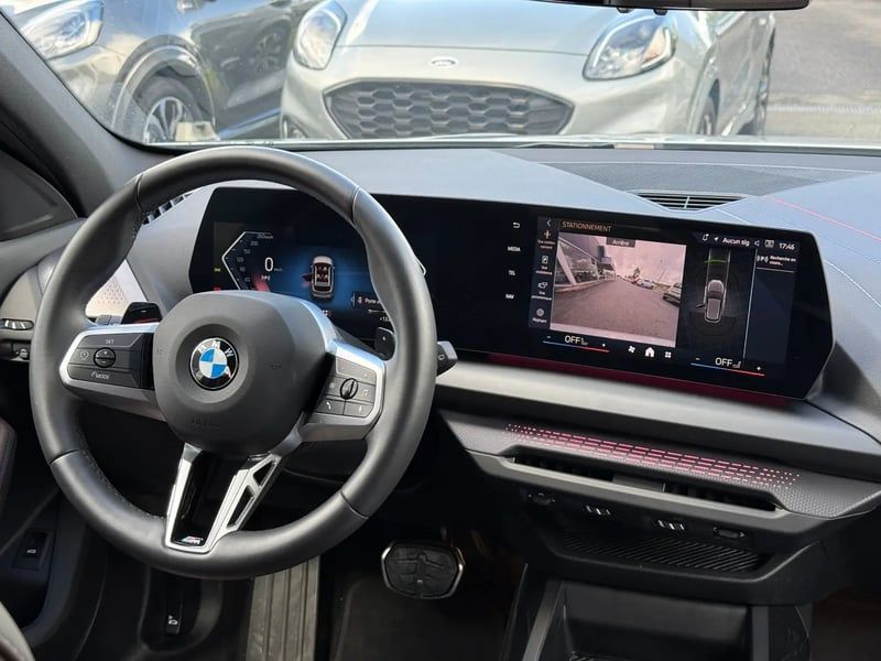 Photo de la voiture BMW SERIE 1 F70 120d 163 ch DKG7 M Sport