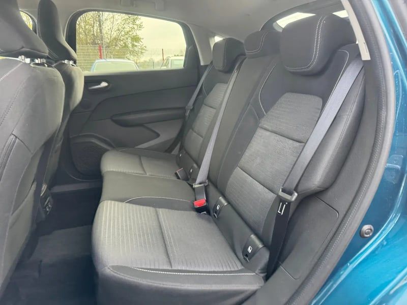 Photo de la voiture RENAULT ARKANA mild hybrid 140 EDC GSR2 Evolution