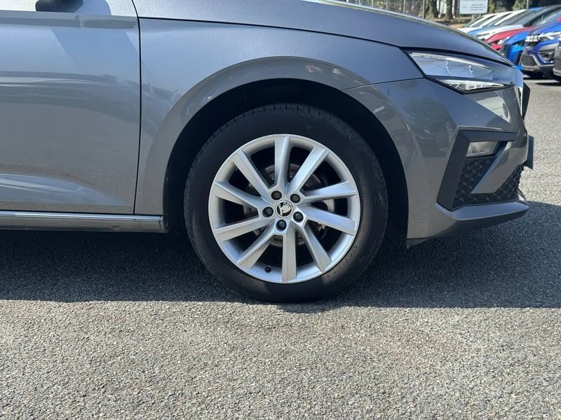 Photo de la voiture SKODA SCALA 1.0 TSI Evo 2 116 ch DSG7 Selection