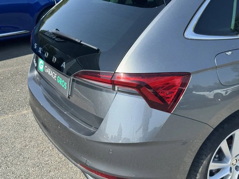 Photo de la voiture SKODA SCALA 1.0 TSI Evo 2 116 ch DSG7 Selection