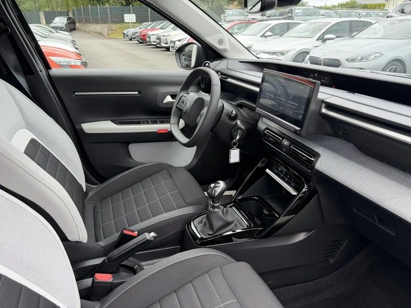 Photo de la voiture CITROEN C3 Turbo 100 ch Manuelle Max