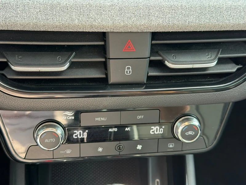 Photo de la voiture SKODA SCALA 1.0 TSI Evo 2 116 ch DSG7 Selection