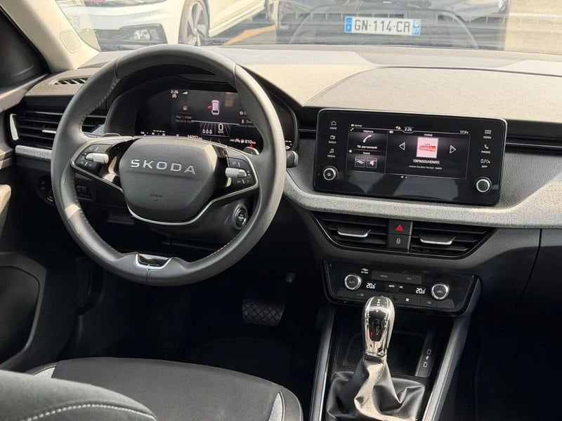 Photo de la voiture SKODA SCALA 1.0 TSI Evo 2 116 ch DSG7 Selection