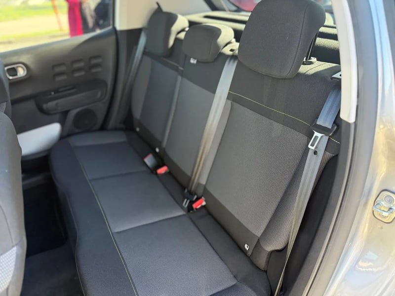 Photo de la voiture CITROEN C3 PureTech 110 S&S EAT6 Shine Pack
