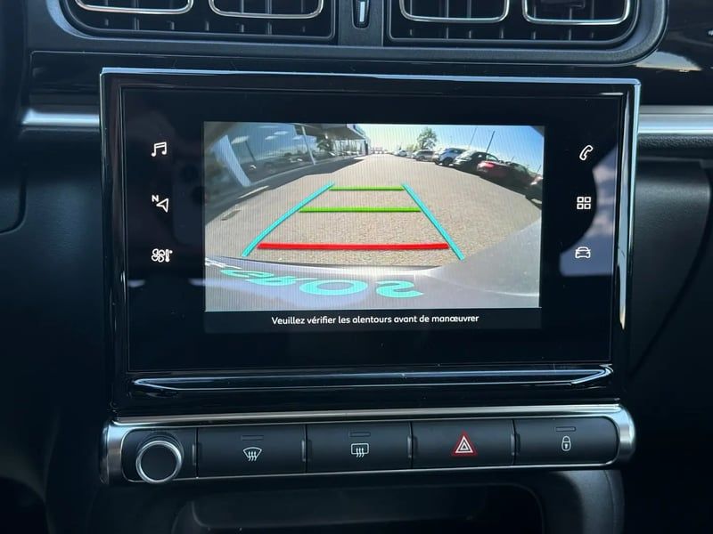 Photo de la voiture CITROEN C3 PureTech 110 S&S EAT6 Shine Pack