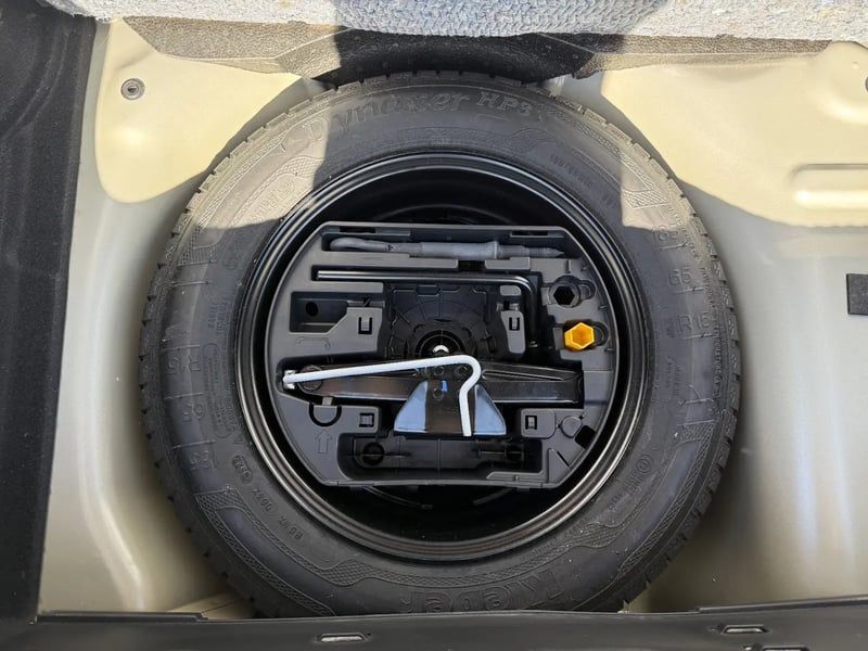 Photo de la voiture CITROEN C3 PureTech 110 S&S EAT6 Shine Pack
