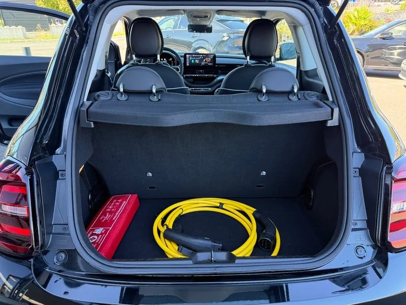 Photo de la voiture FIAT 500e BERLINE 500 e 118 ch Nouvelle 500