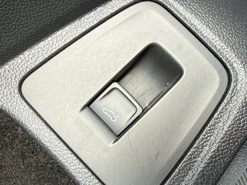 Photo de la voiture VOLKSWAGEN TIGUAN ALLSPACE BUSINESS 2.0 TDI 150 Confortline Business