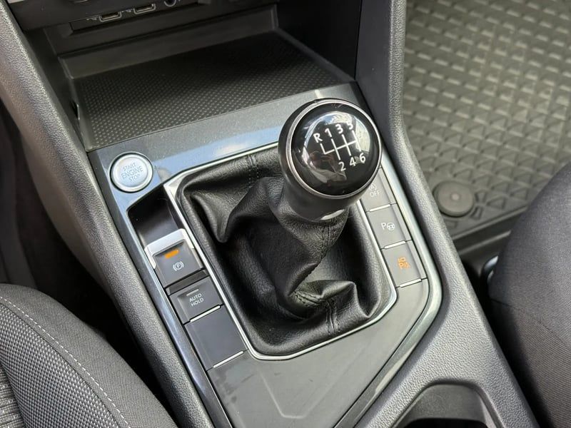 Photo de la voiture VOLKSWAGEN TIGUAN ALLSPACE BUSINESS 2.0 TDI 150 Confortline Business