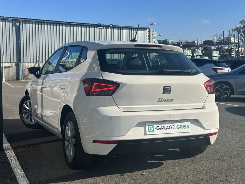 Photo de la voiture SEAT IBIZA 1.0 EcoTSI 110 ch S/S BVM6 Style