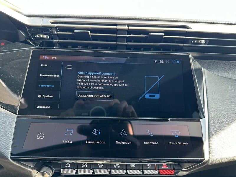 Photo de la voiture PEUGEOT 308 BlueHDi 130ch S&S EAT8 Allure