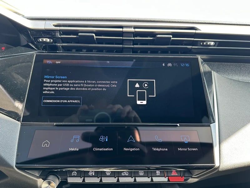 Photo de la voiture PEUGEOT 308 BlueHDi 130ch S&S EAT8 Allure