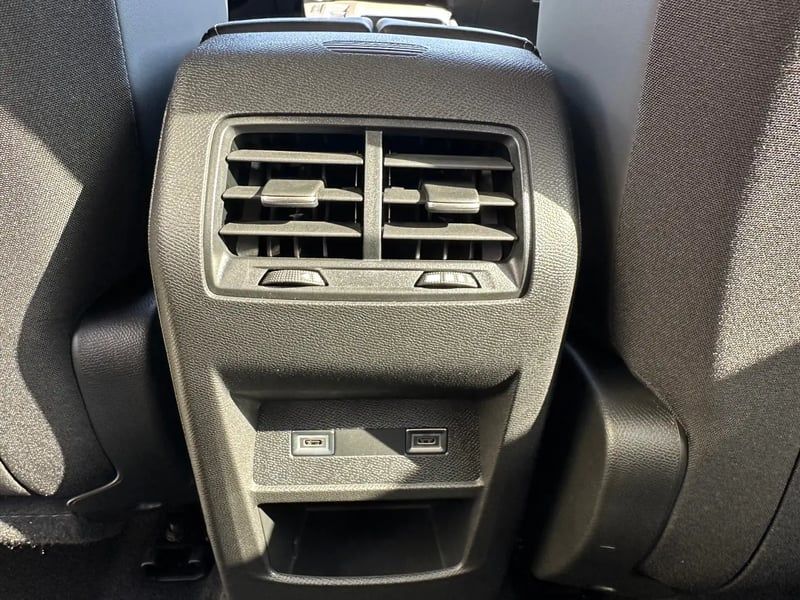 Photo de la voiture PEUGEOT 308 BlueHDi 130ch S&S EAT8 Allure