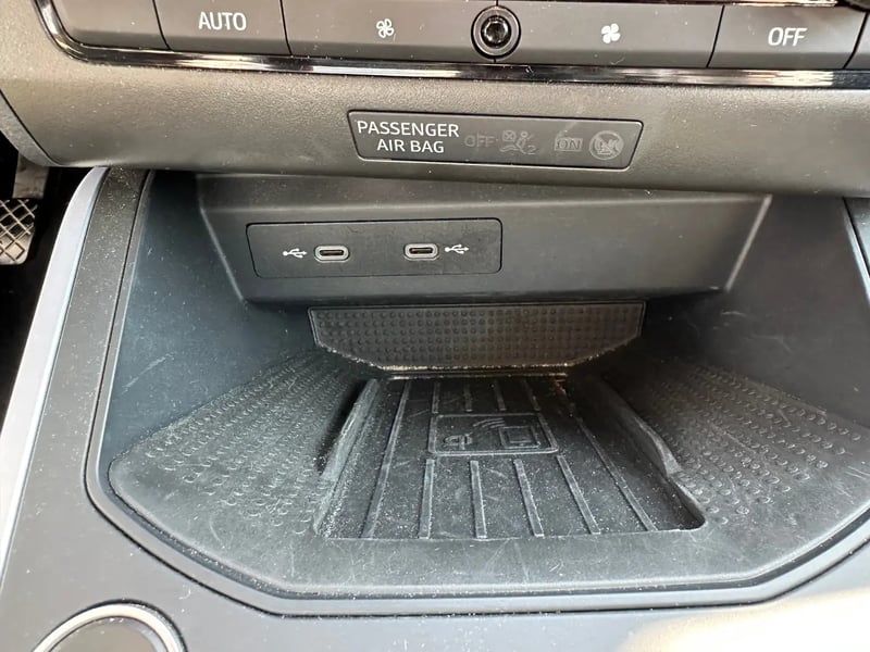 Photo de la voiture SEAT ARONA 1.0 TSI 110 ch Start/Stop BVM6 FR