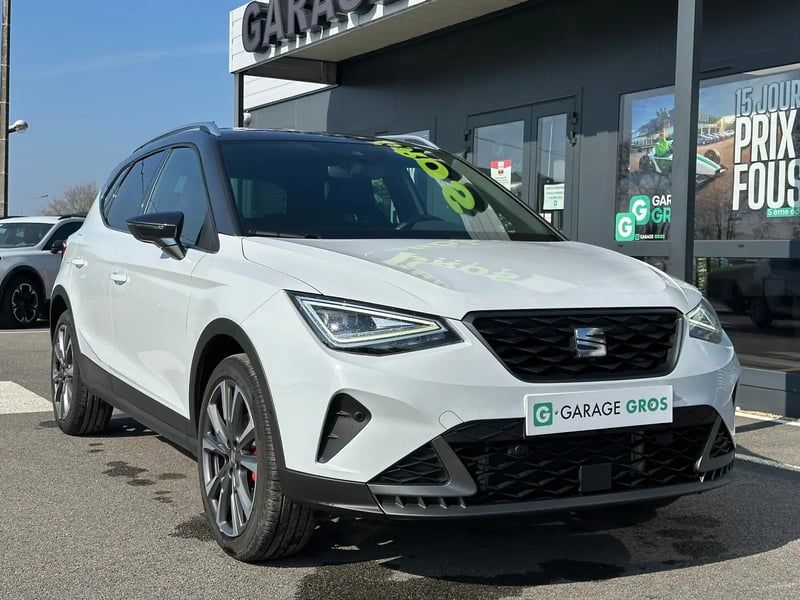 Photo de la voiture SEAT ARONA 1.0 TSI 110 ch Start/Stop BVM6 FR