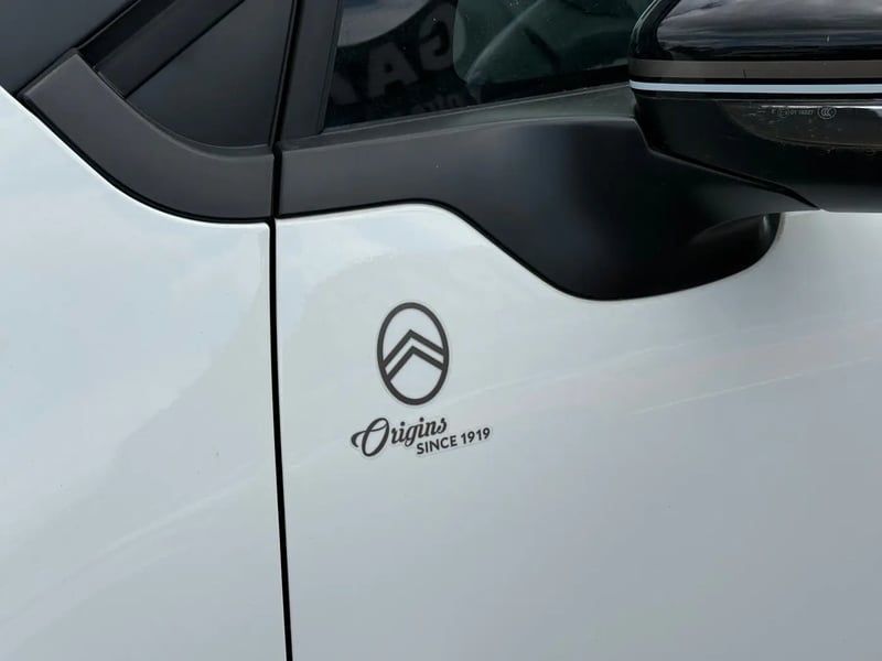 Photo de la voiture CITROEN C3 PureTech 110 S&S BVM6 Origins