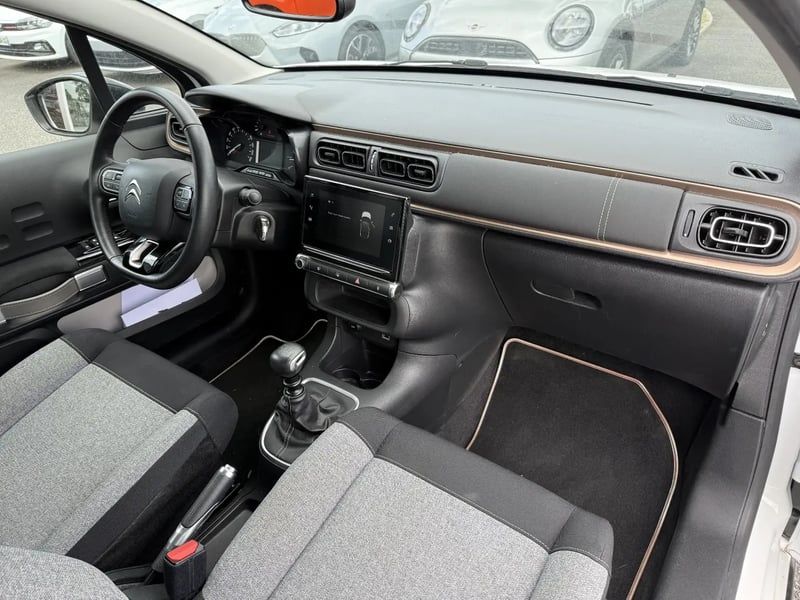 Photo de la voiture CITROEN C3 PureTech 110 S&S BVM6 Origins