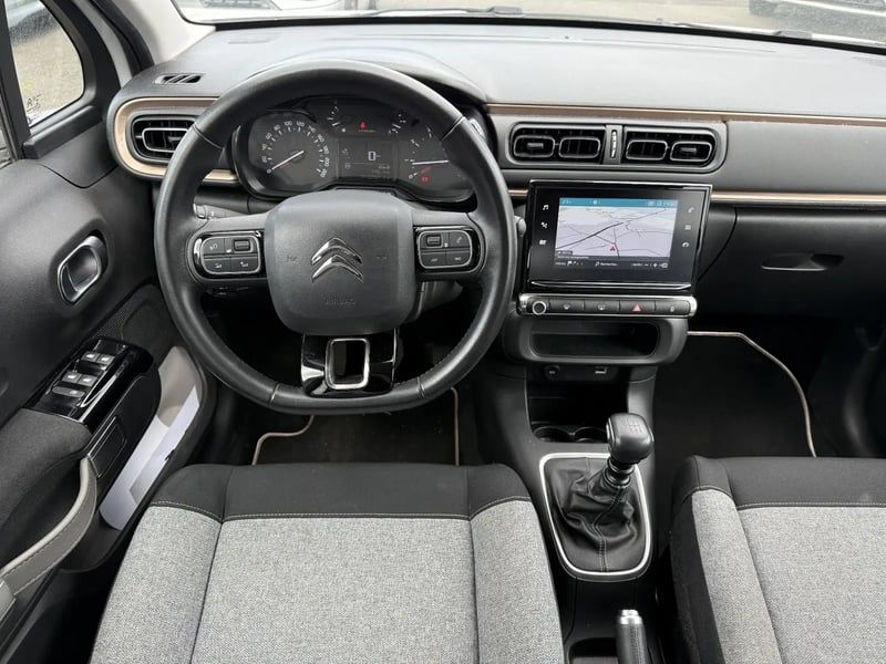 Photo de la voiture CITROEN C3 PureTech 110 S&S BVM6 Origins