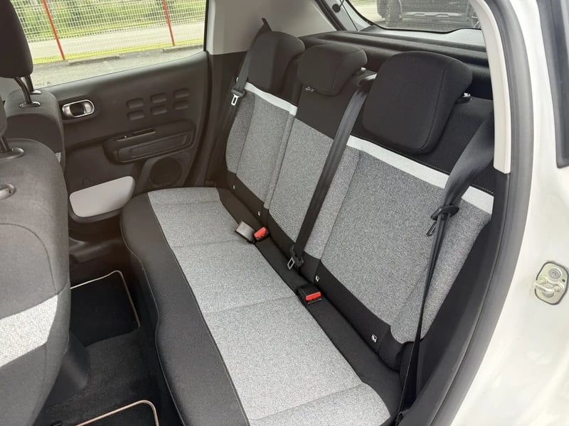 Photo de la voiture CITROEN C3 PureTech 110 S&S BVM6 Origins