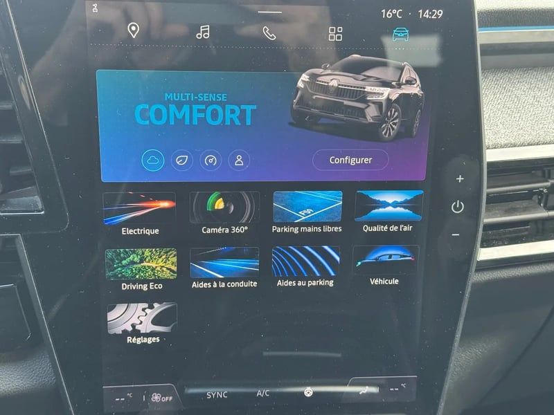 Photo de la voiture RENAULT ESPACE VI E-Tech hybrid 200 Techno