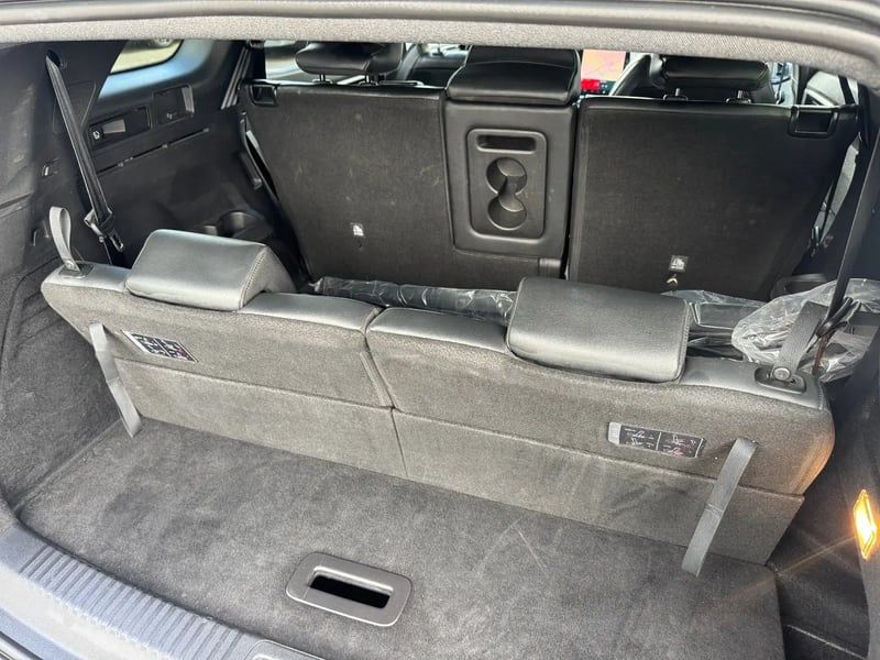 Photo de la voiture RENAULT ESPACE VI E-Tech hybrid 200 Techno