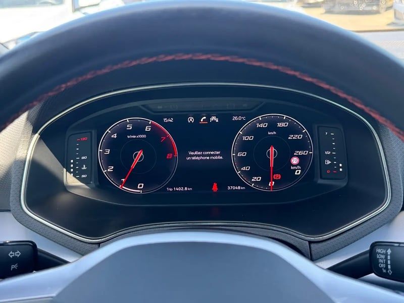 Photo de la voiture SEAT ARONA 1.0 TSI 110 ch Start/Stop BVM6 FR