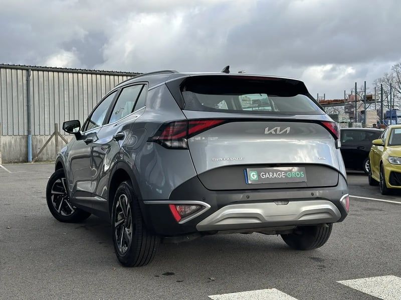 Photo de la voiture KIA SPORTAGE 1.6 T-GDi 230ch ISG Hybride BVA6 4x2 Active