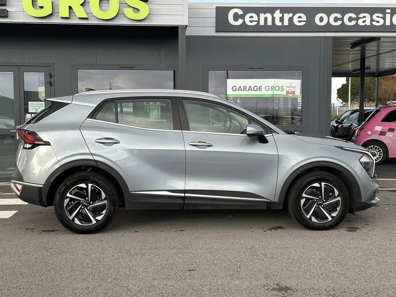 Photo de la voiture KIA SPORTAGE 1.6 T-GDi 230ch ISG Hybride BVA6 4x2 Active