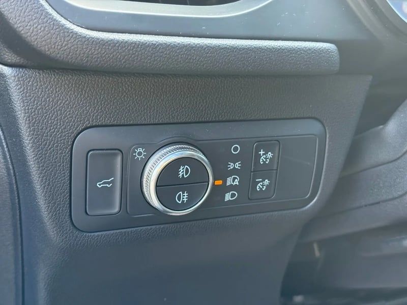 Photo de la voiture FORD KUGA 2.0 TDCi 120 S&S 4x2 Powershift ST-Line