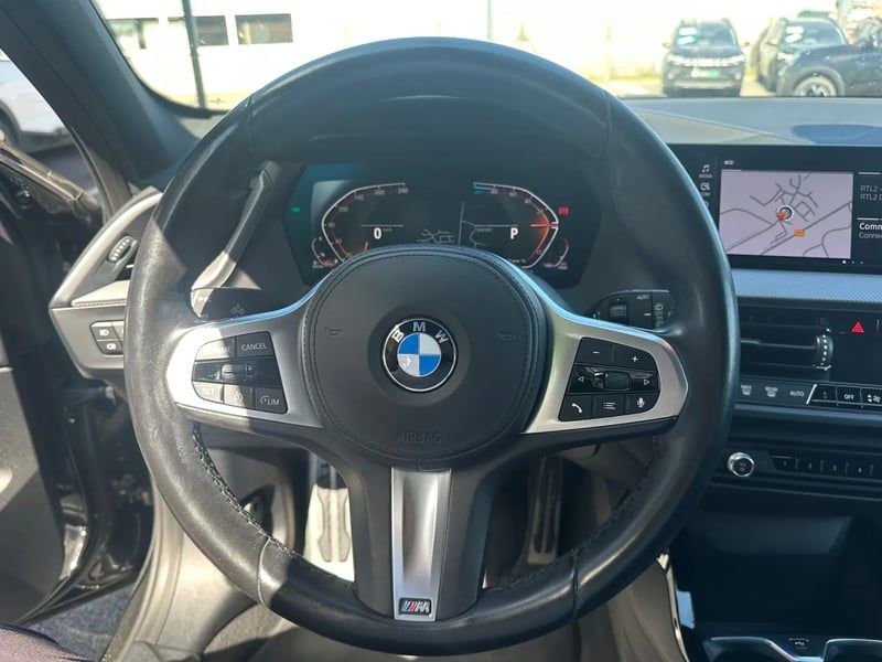 Photo de la voiture BMW SERIE 1 F40 120d 190 ch BVA8 M Sport