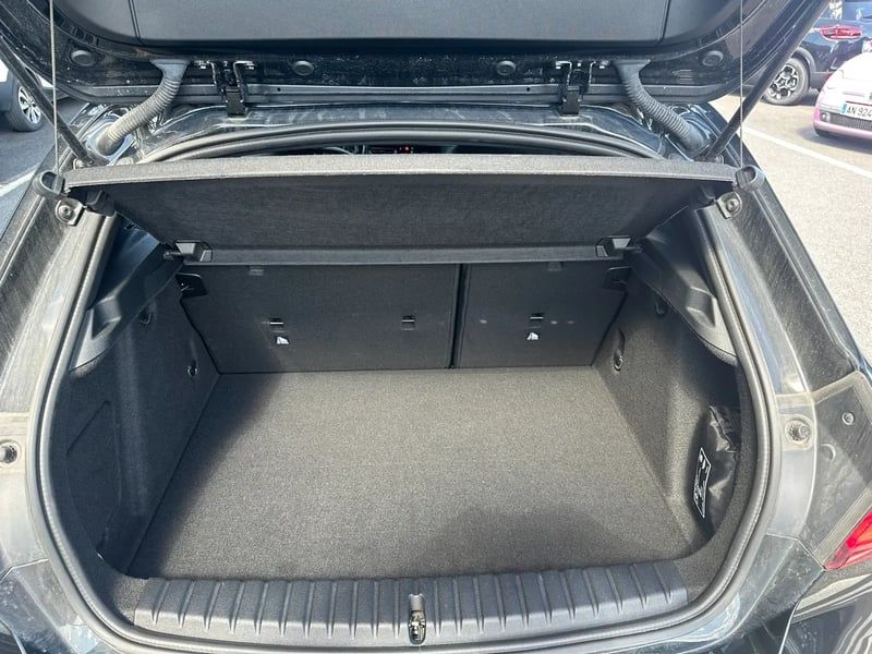 Photo de la voiture BMW SERIE 1 F40 120d 190 ch BVA8 M Sport