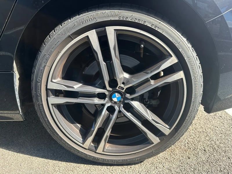 Photo de la voiture BMW SERIE 1 F40 120d 190 ch BVA8 M Sport