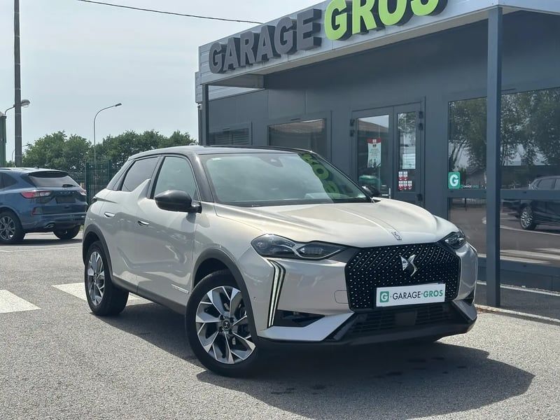 Photo de la voiture DS DS 3 PureTech 130 EAT8 Esprit de Voyage