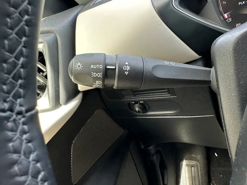 Photo de la voiture DS DS 3 PureTech 130 EAT8 Esprit de Voyage