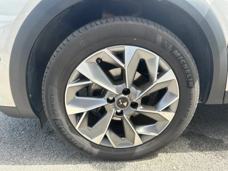 Photo de la voiture DS DS 3 PureTech 130 EAT8 Esprit de Voyage