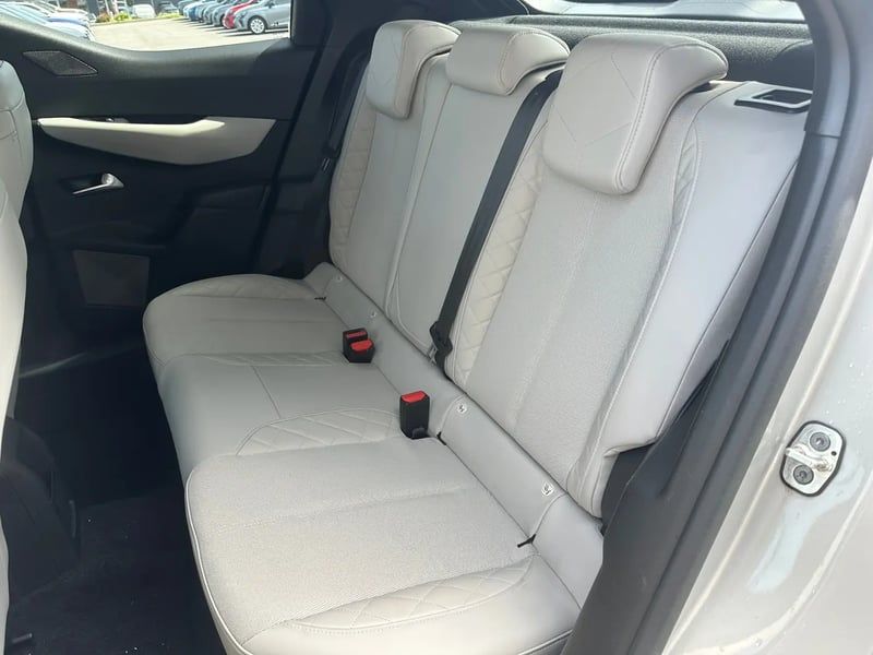 Photo de la voiture DS DS 3 PureTech 130 EAT8 Esprit de Voyage