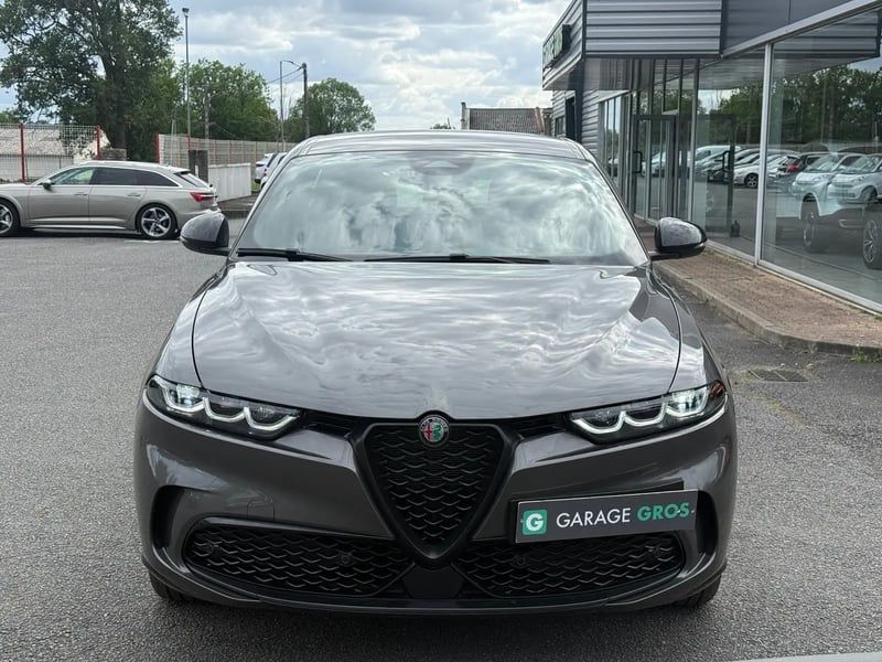 Photo de la voiture ALFA ROMEO TONALE 1.5 Hybrid 130 ch TCT7 Sprint