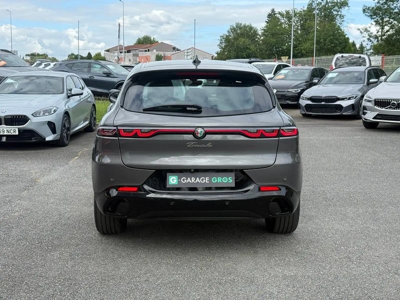 Photo de la voiture ALFA ROMEO TONALE 1.5 Hybrid 130 ch TCT7 Sprint