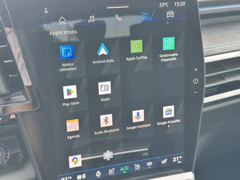 Photo de la voiture RENAULT AUSTRAL E-Tech full hybrid 200 GSR2 Iconic esprit Alpine