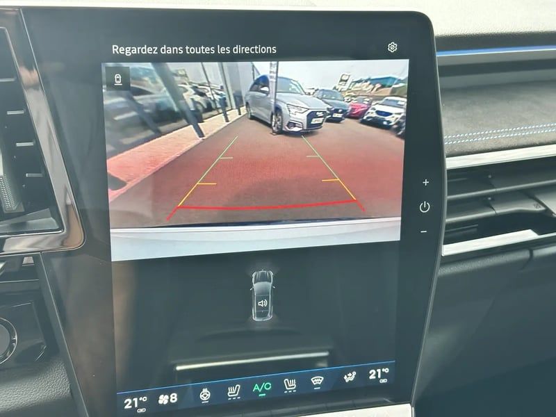 Photo de la voiture RENAULT AUSTRAL E-Tech full hybrid 200 GSR2 Iconic esprit Alpine