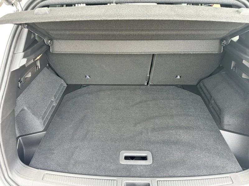 Photo de la voiture RENAULT AUSTRAL E-Tech full hybrid 200 GSR2 Iconic esprit Alpine