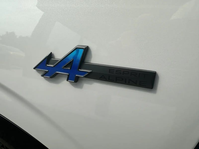 Photo de la voiture RENAULT AUSTRAL E-Tech full hybrid 200 GSR2 Iconic esprit Alpine